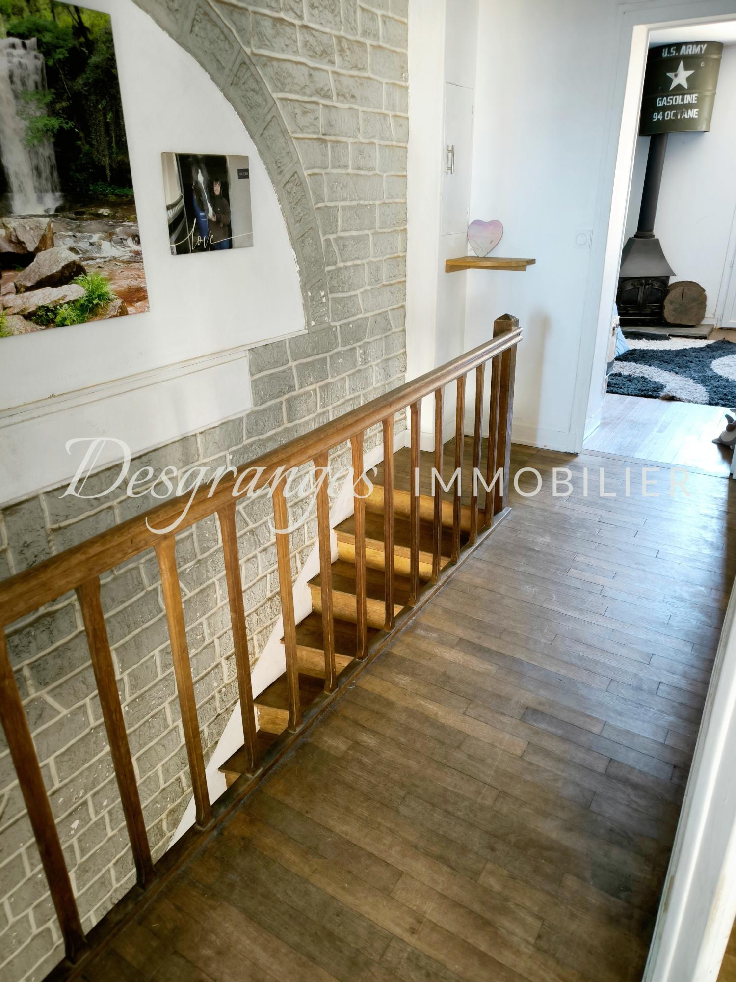  à vendre maison de ville Payzac Dordogne 9