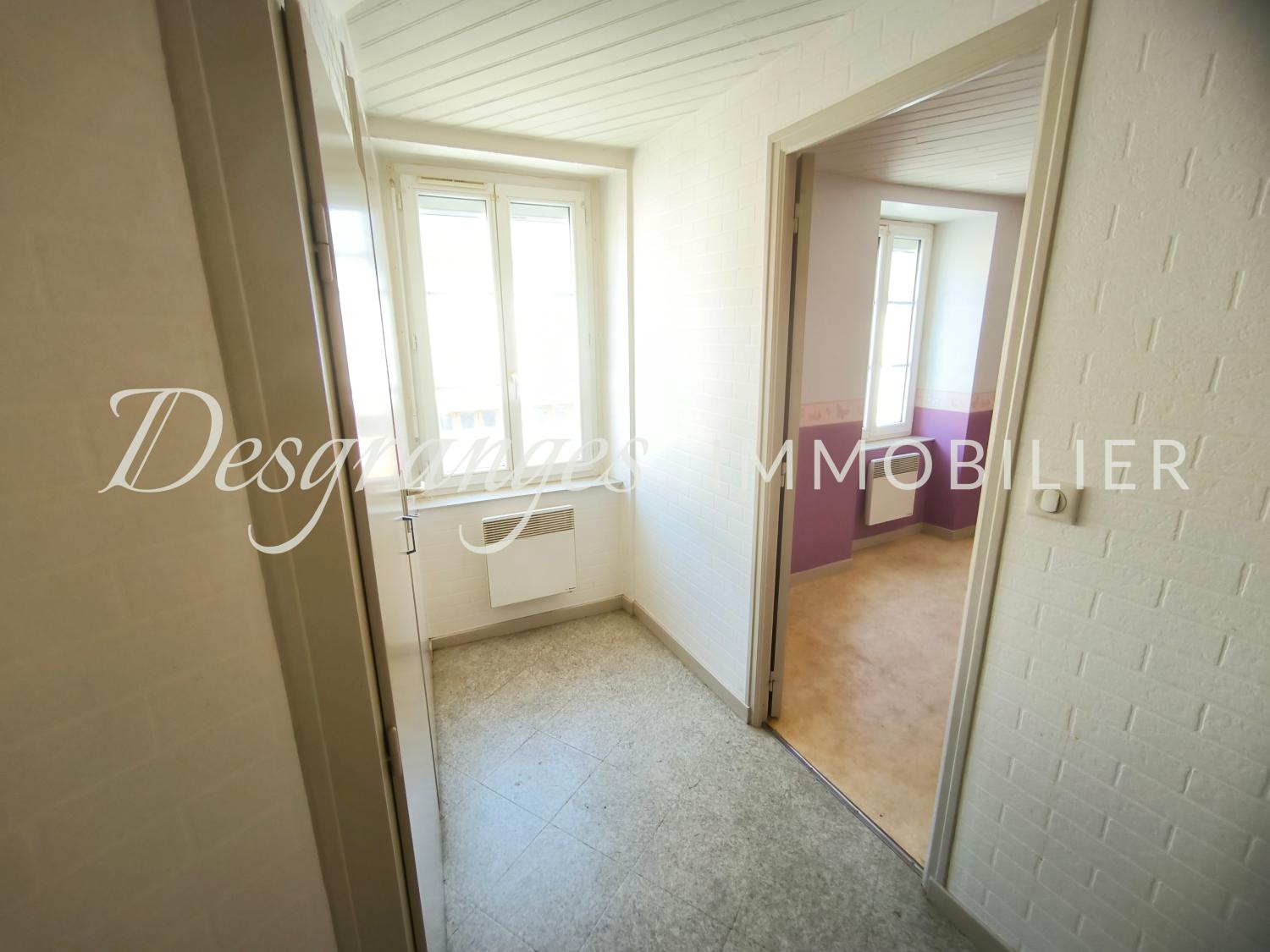 à vendre maison de ville Payzac Dordogne 11