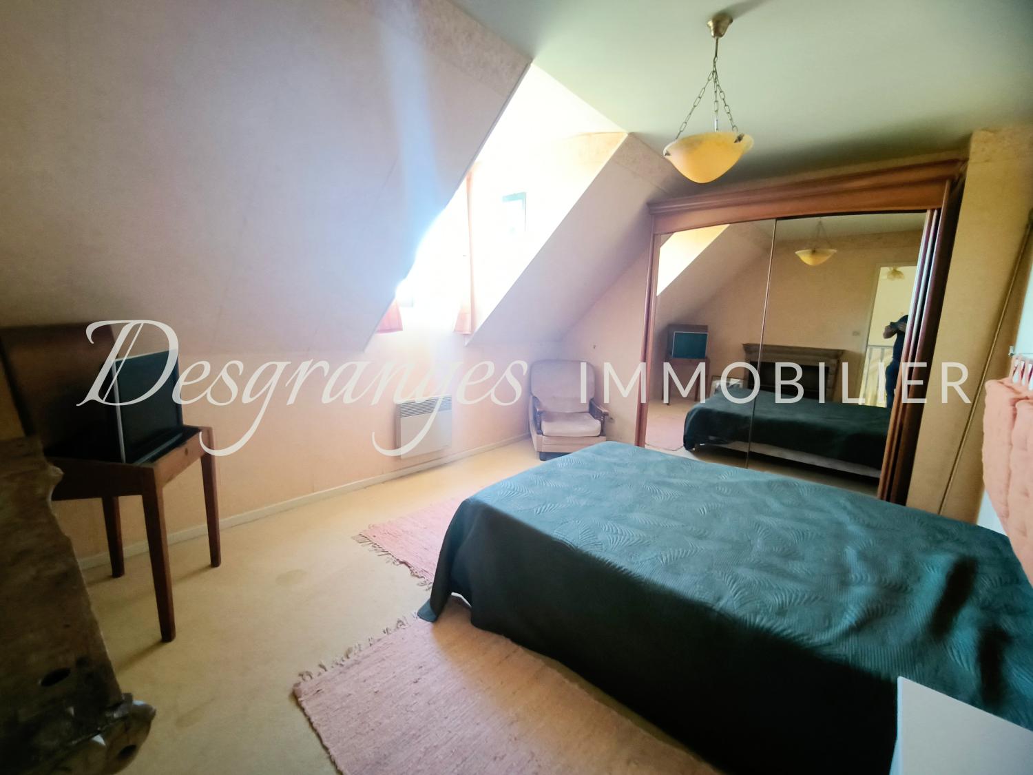  à vendre maison indépendant Saint-Robert Corrèze 13