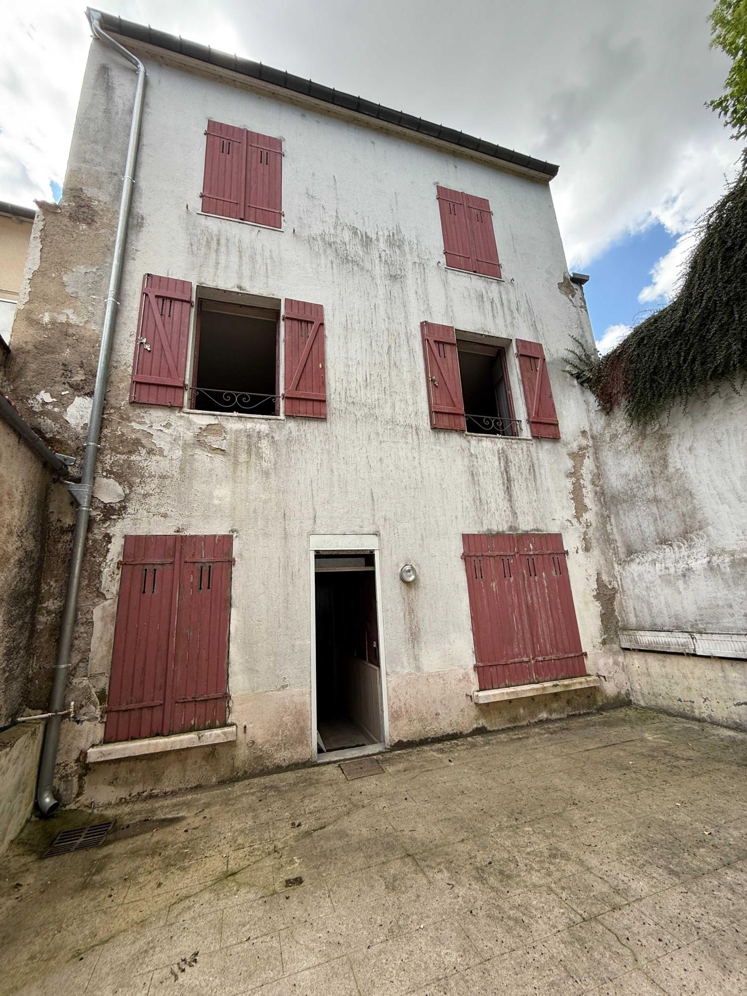  à vendre maison de village Bourbonne-les-Bains Haute-Marne 17