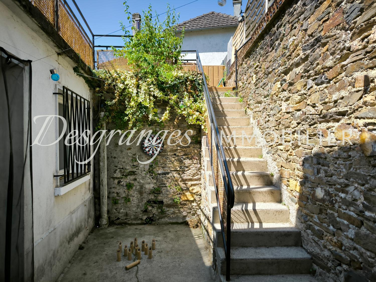  à vendre maison de ville Payzac Dordogne 15