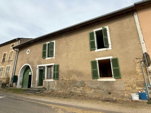 Châtillon-sur-Saône Vosges ferme de village foto 7122090