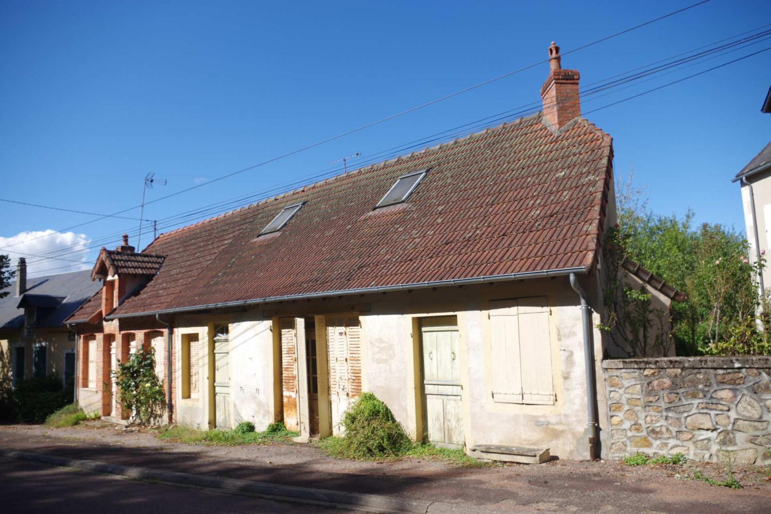 à vendre maison de ville Saint-Honoré-Les-Bains Nièvre 9