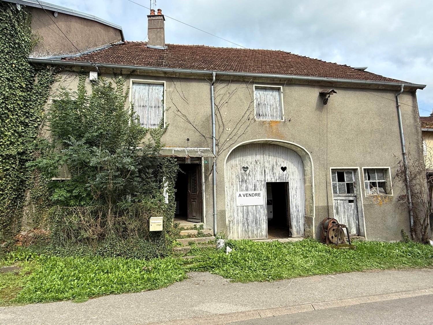  à vendre ferme de village Jussey Haute-Saône 1