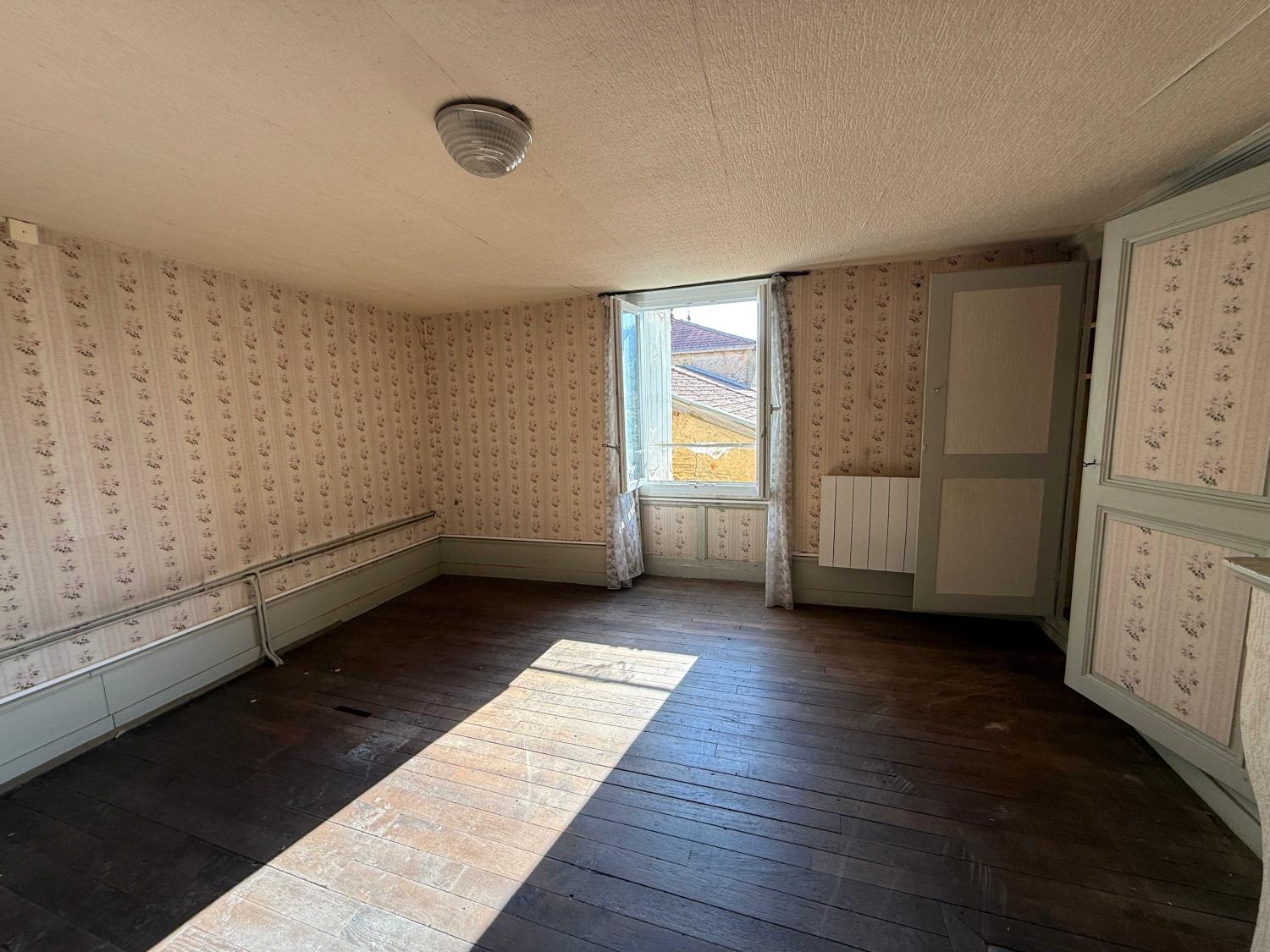  à vendre maison de village Doulevant-le-Château Haute-Marne 25