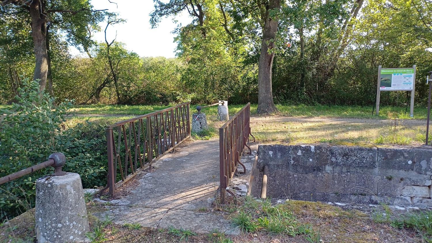  à vendre maison Épineuil-le-Fleuriel Cher 10