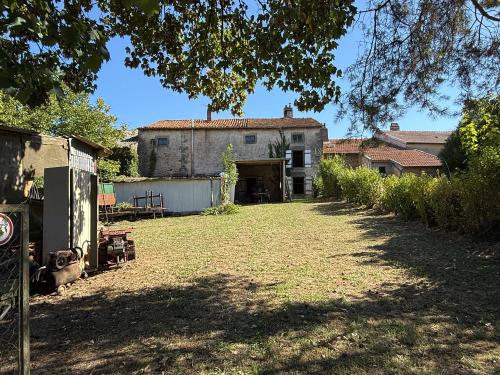  à vendre maison bourgeoise Châtillon-sur-Saône Vosges 45