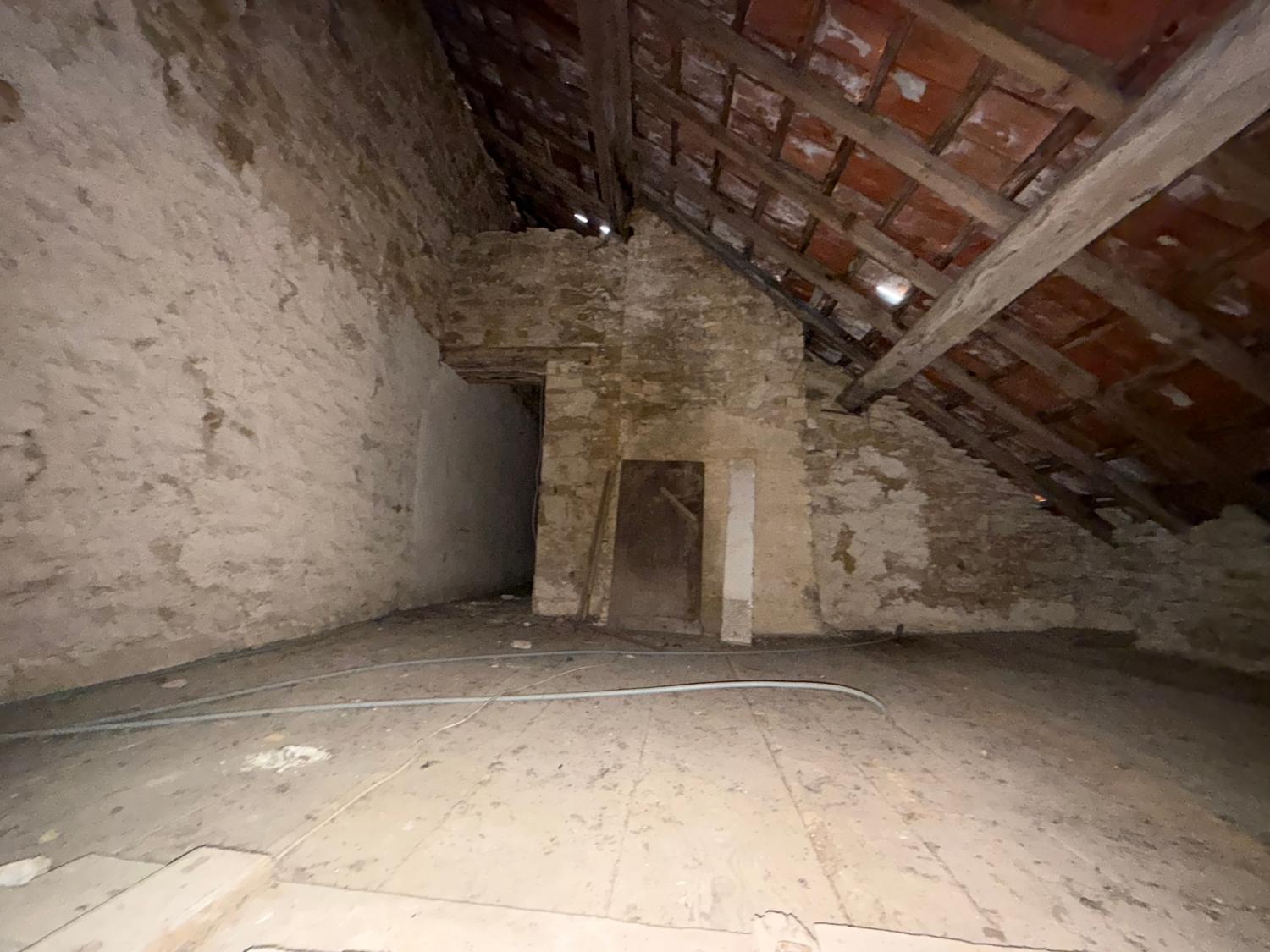  à vendre maison indépendant Jussey Haute-Saône 33