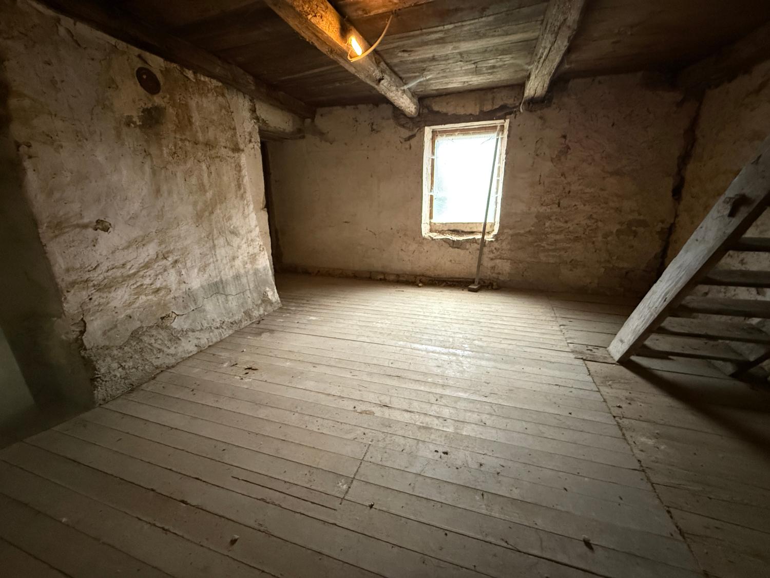  à vendre maison indépendant Jussey Haute-Saône 31