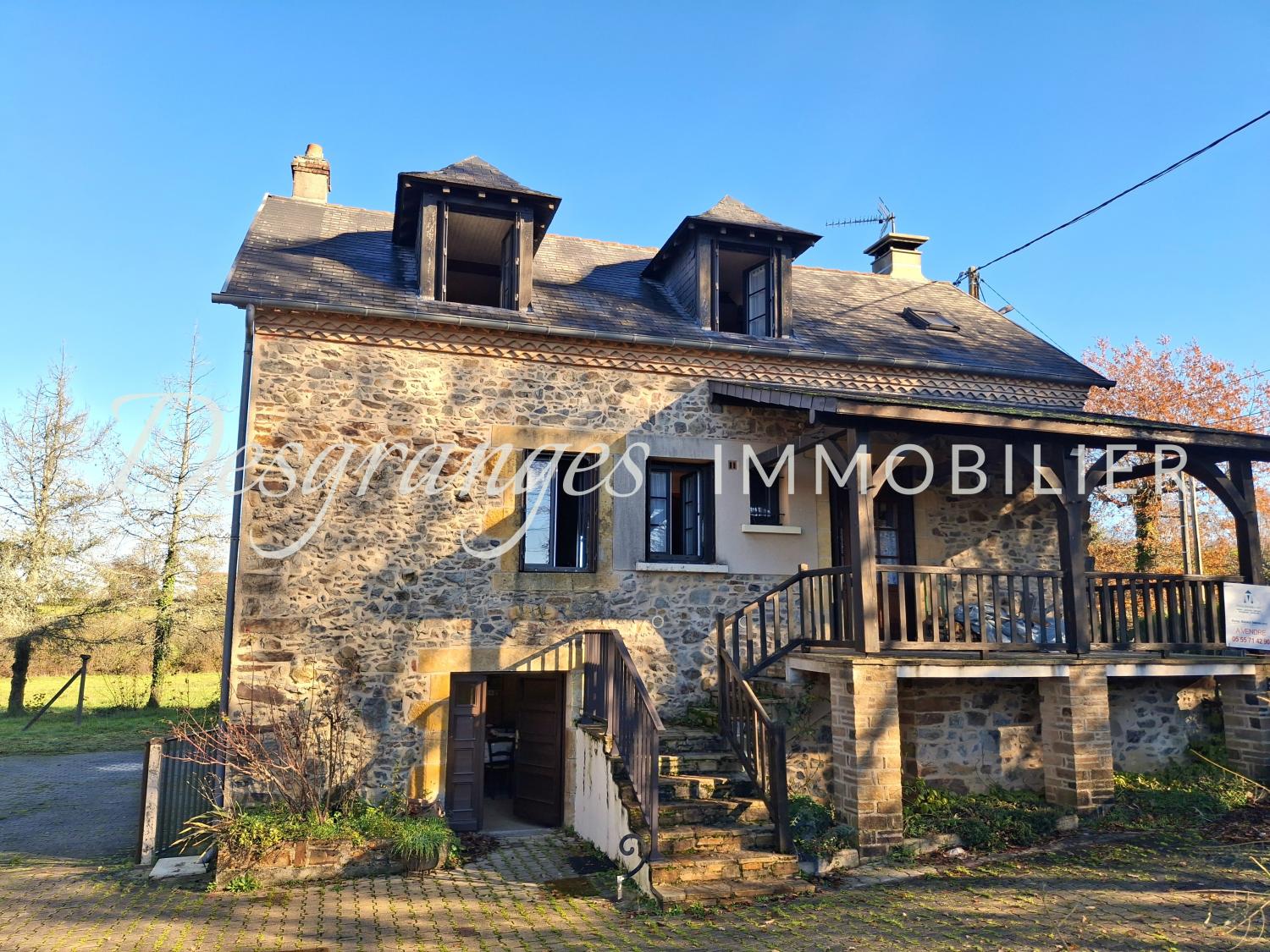  à vendre maison indépendant Savignac-Lédrier Dordogne 1