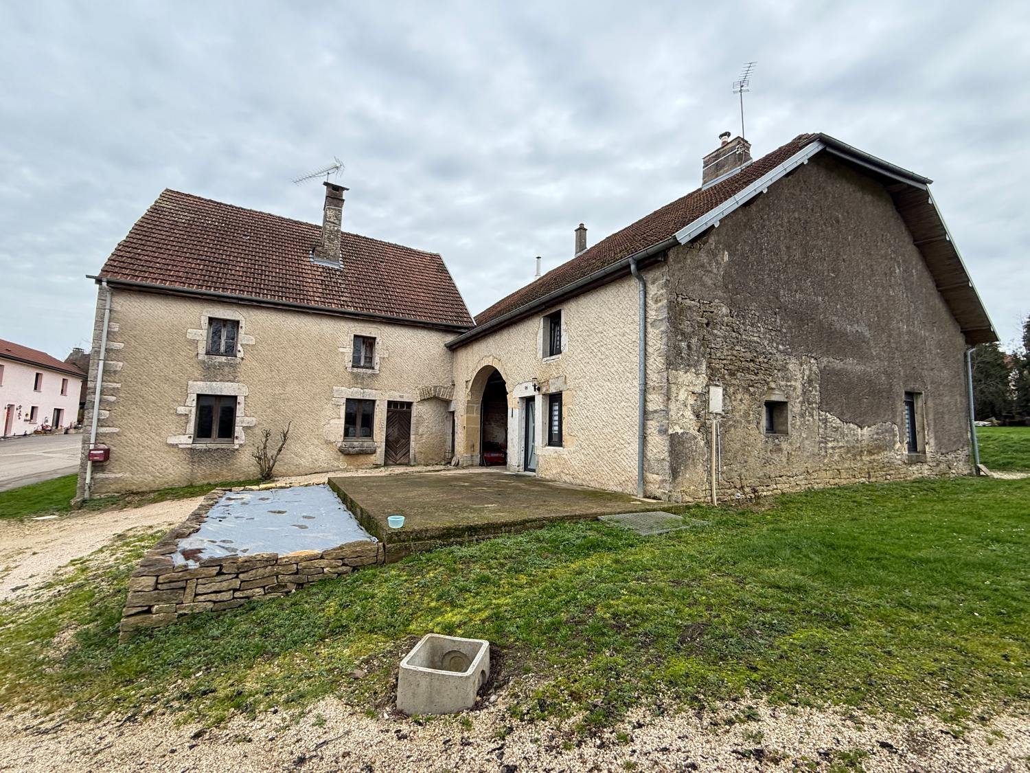  à vendre maison indépendant Jussey Haute-Saône 38