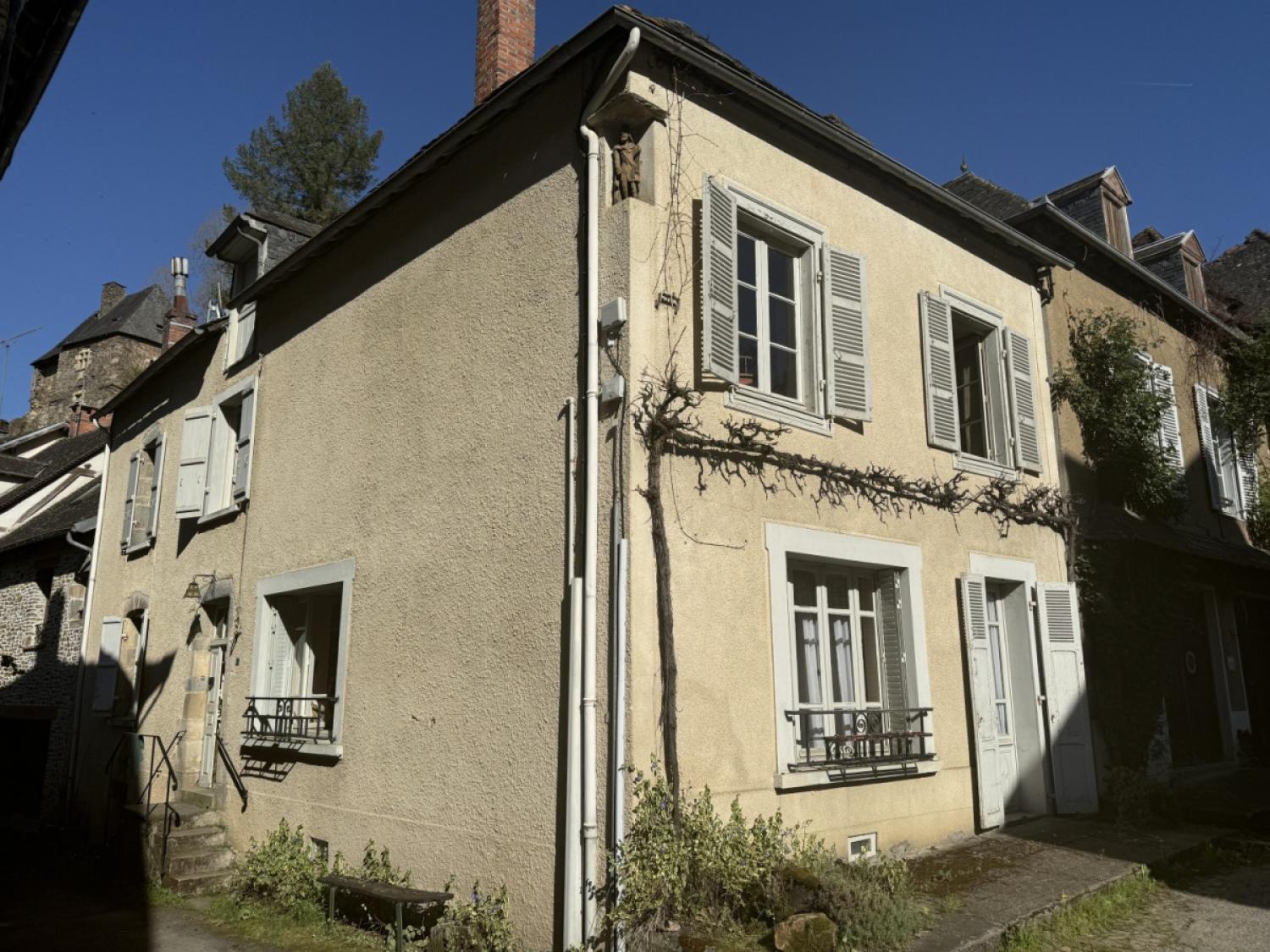 à vendre maison de village Ségur-le-Château Corrèze 19