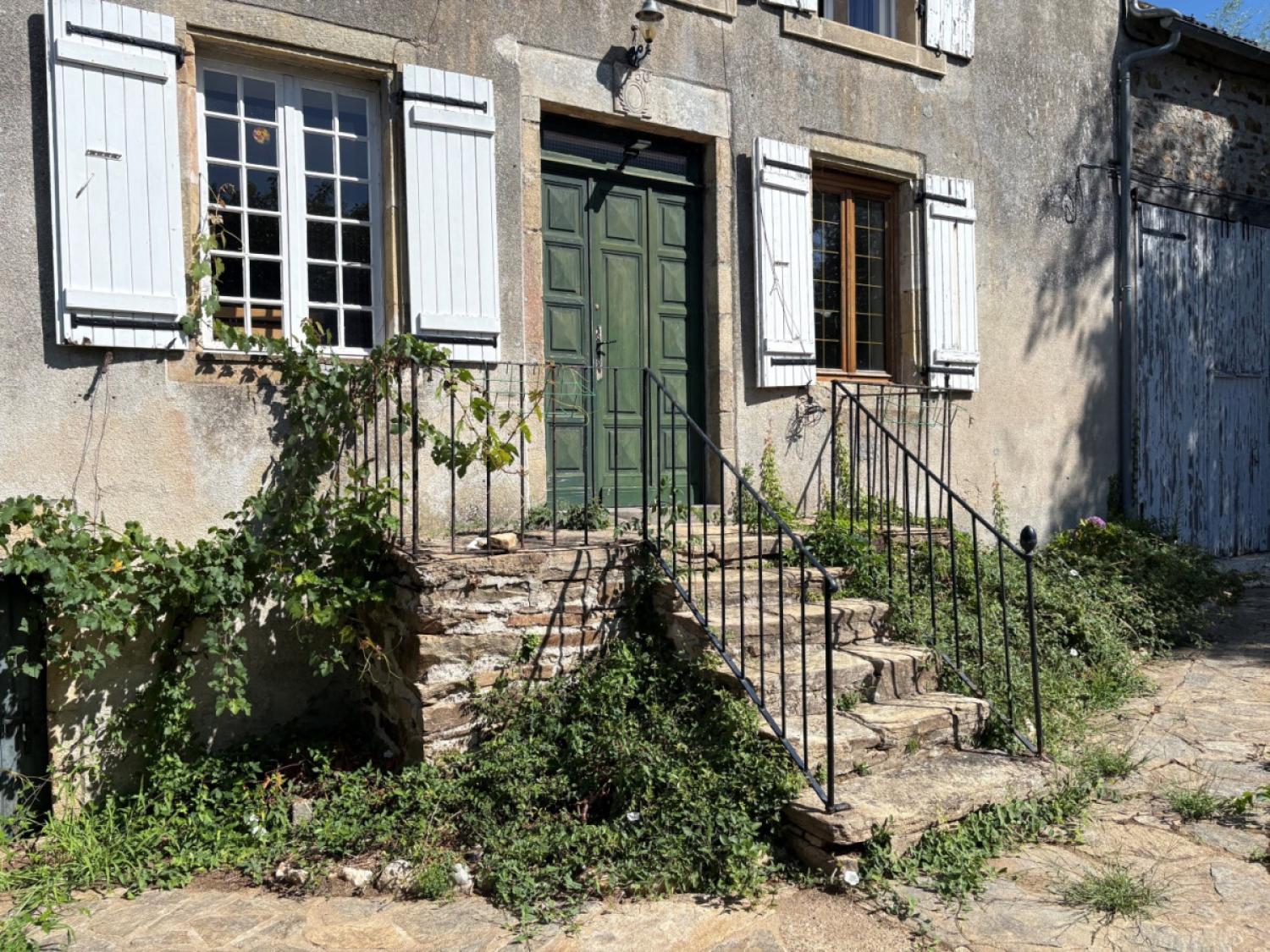 à vendre maison de village Jumilhac-le-Grand Dordogne 14