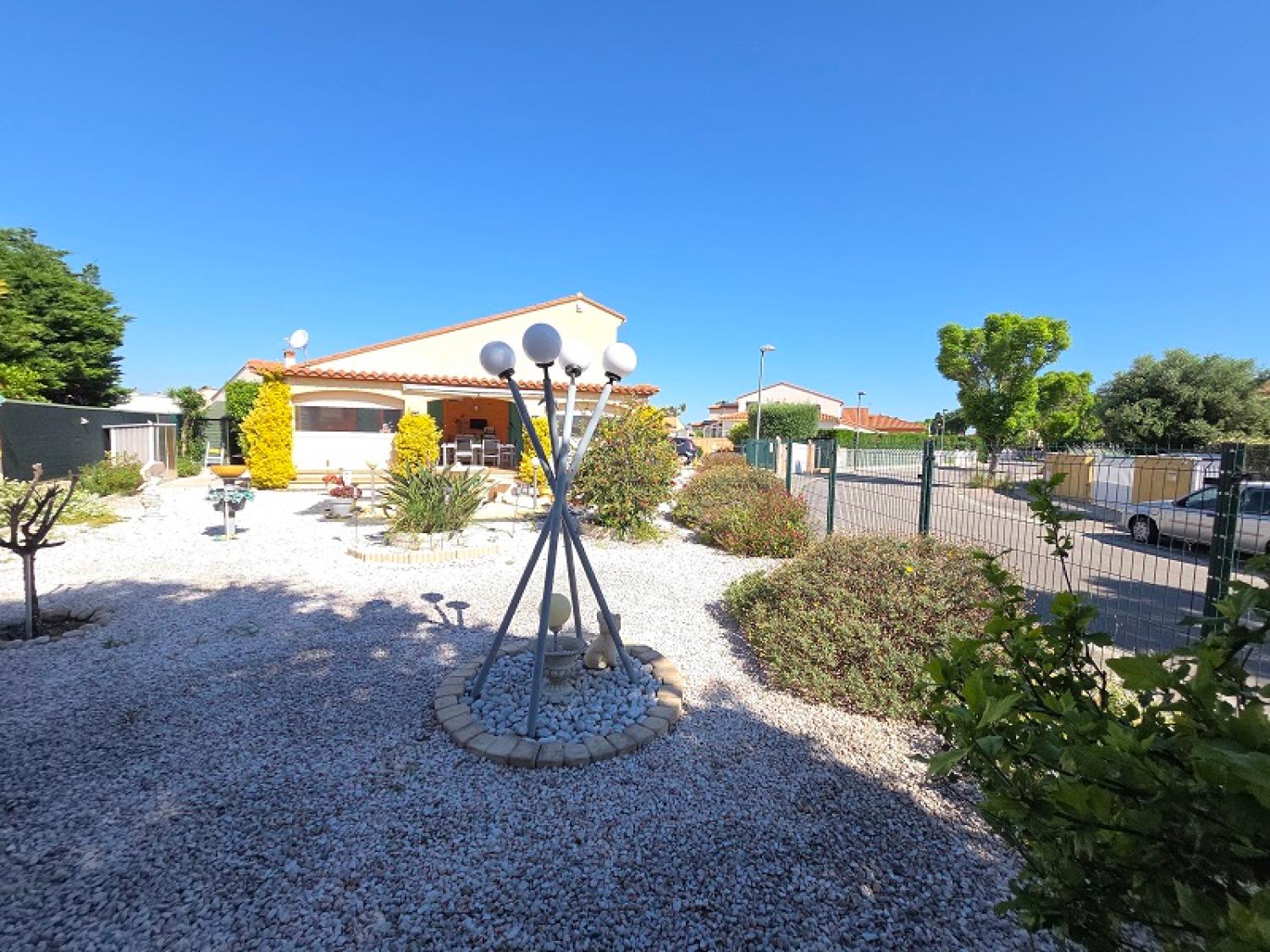  à vendre villa Saint-Laurent-de-la-Salanque Pyrénées-Orientales 2