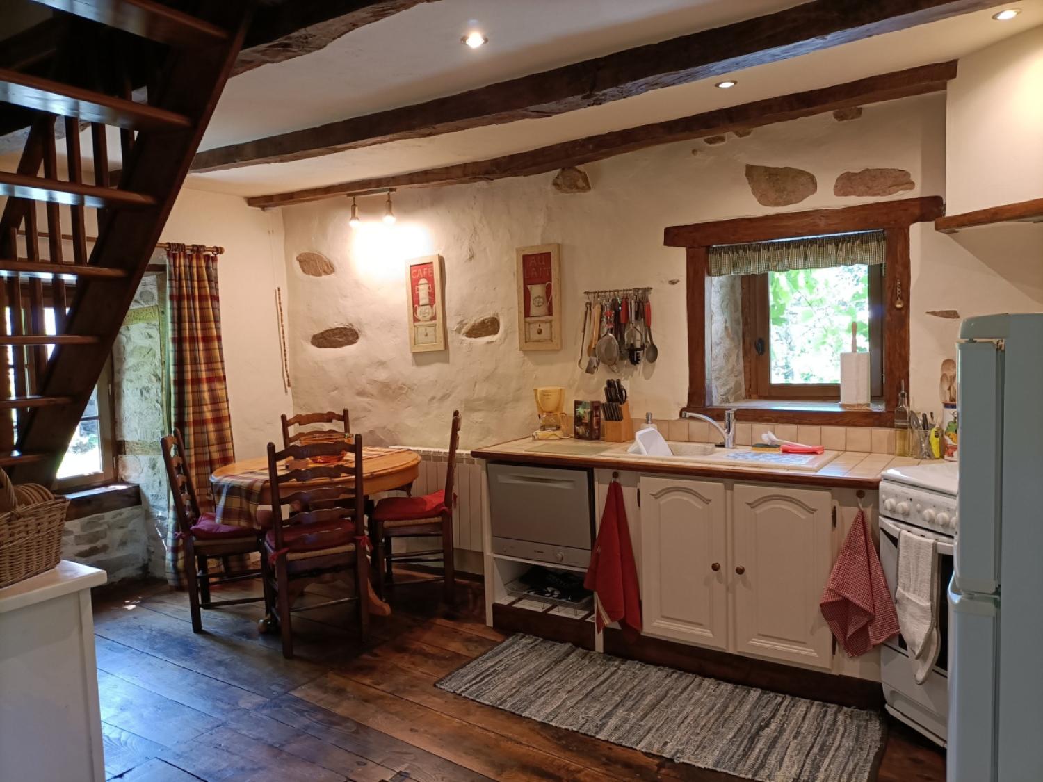  à vendre maison avec gîte Meuzac Haute-Vienne 32