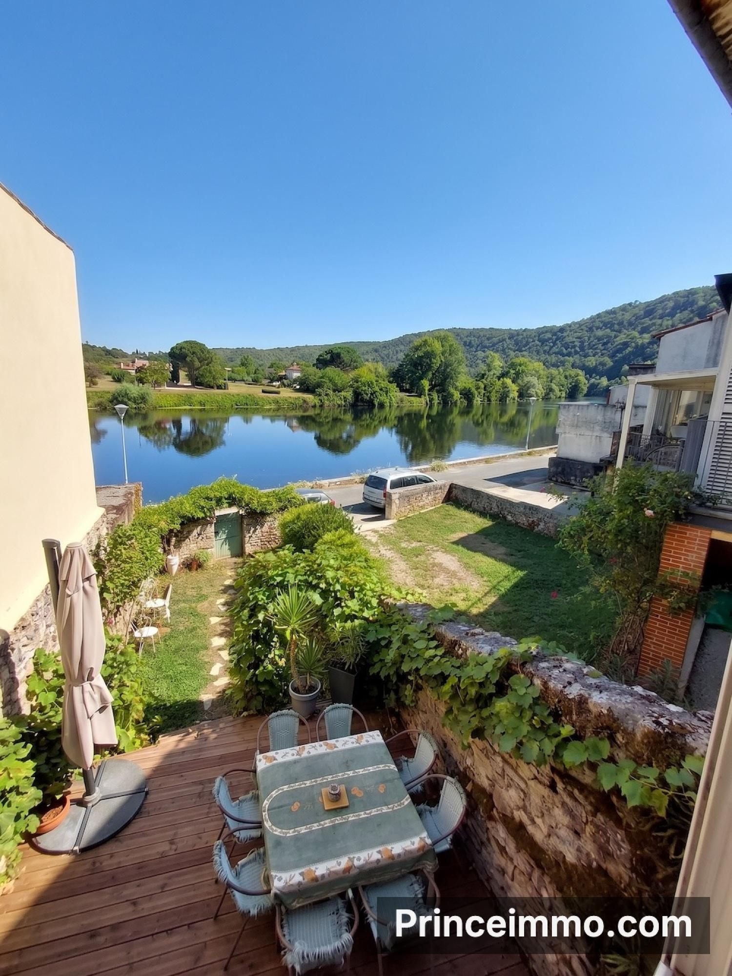  à vendre maison de village Douelle Lot 17