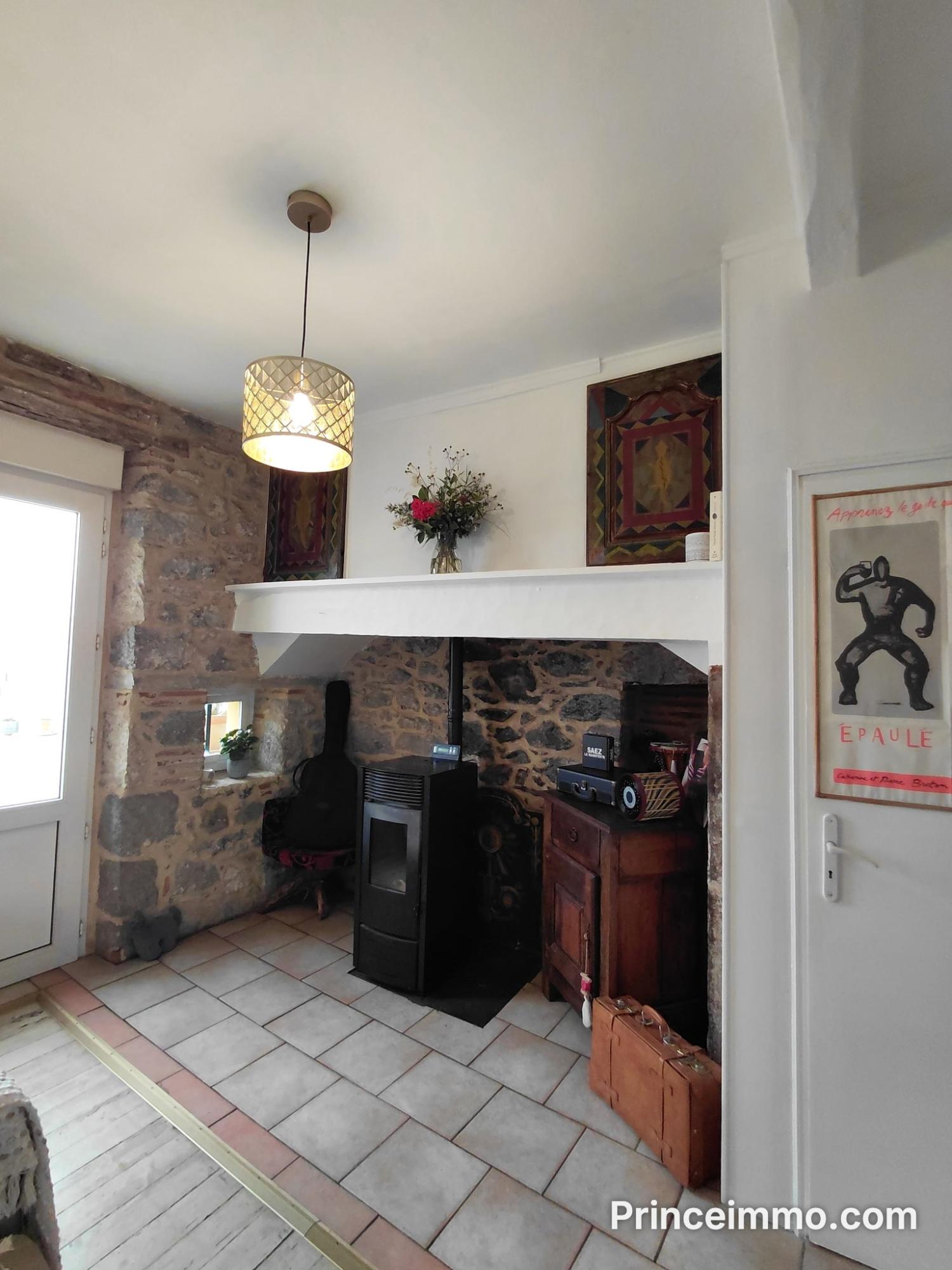  à vendre maison de village Douelle Lot 11