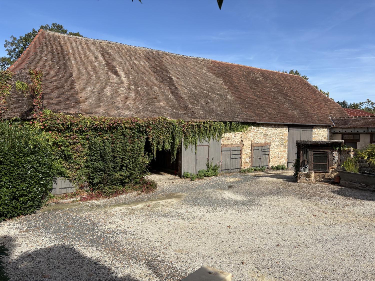  à vendre maison avec gîte Meuzac Haute-Vienne 39