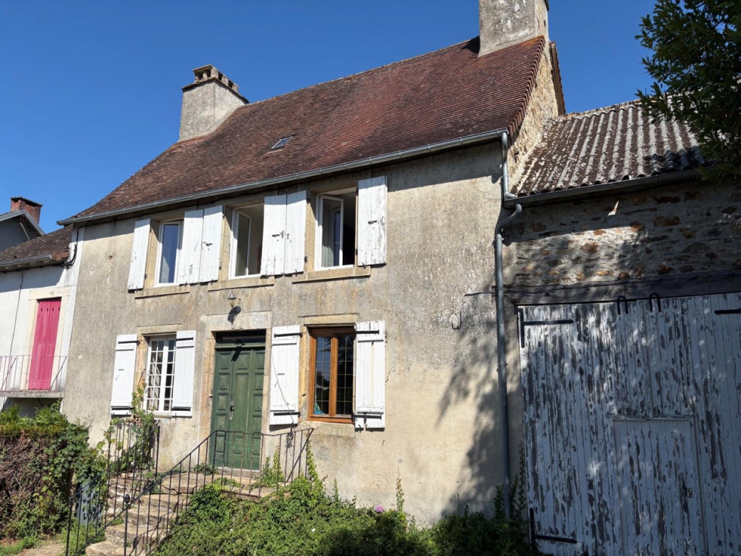 à vendre maison de village Jumilhac-le-Grand Dordogne 13