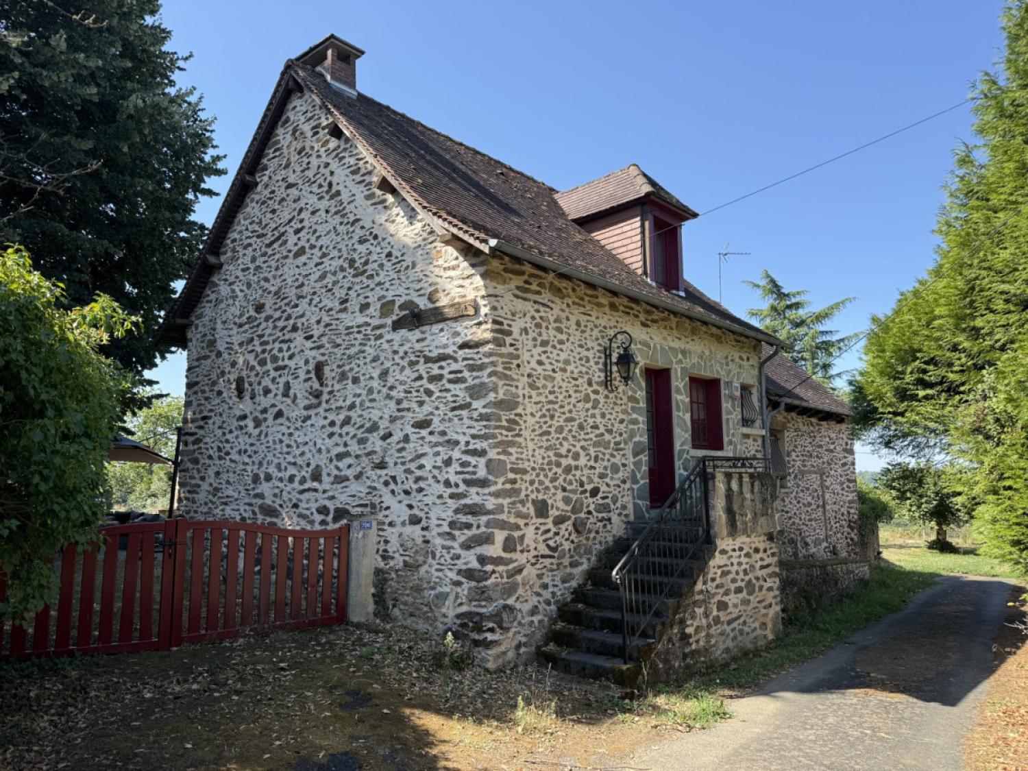 à vendre maison indépendant Lubersac Corrèze 1