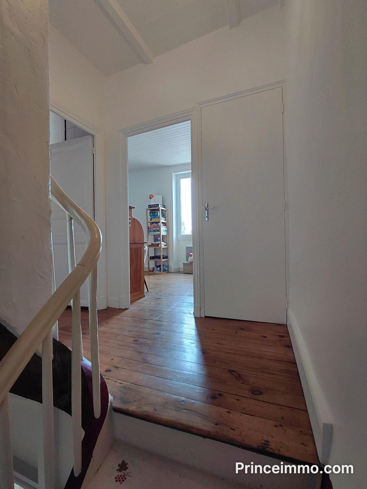  à vendre maison de village Douelle Lot 6