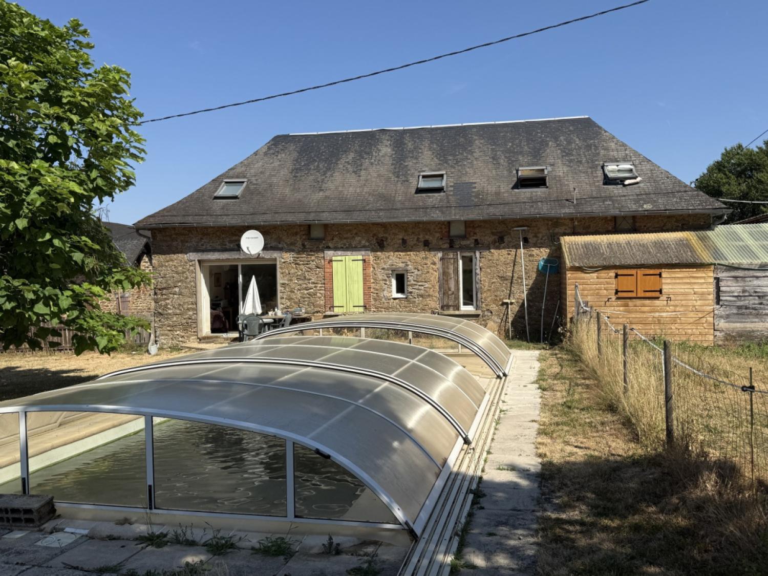  à vendre ferme Saint-Pardoux-Corbier Corrèze 1
