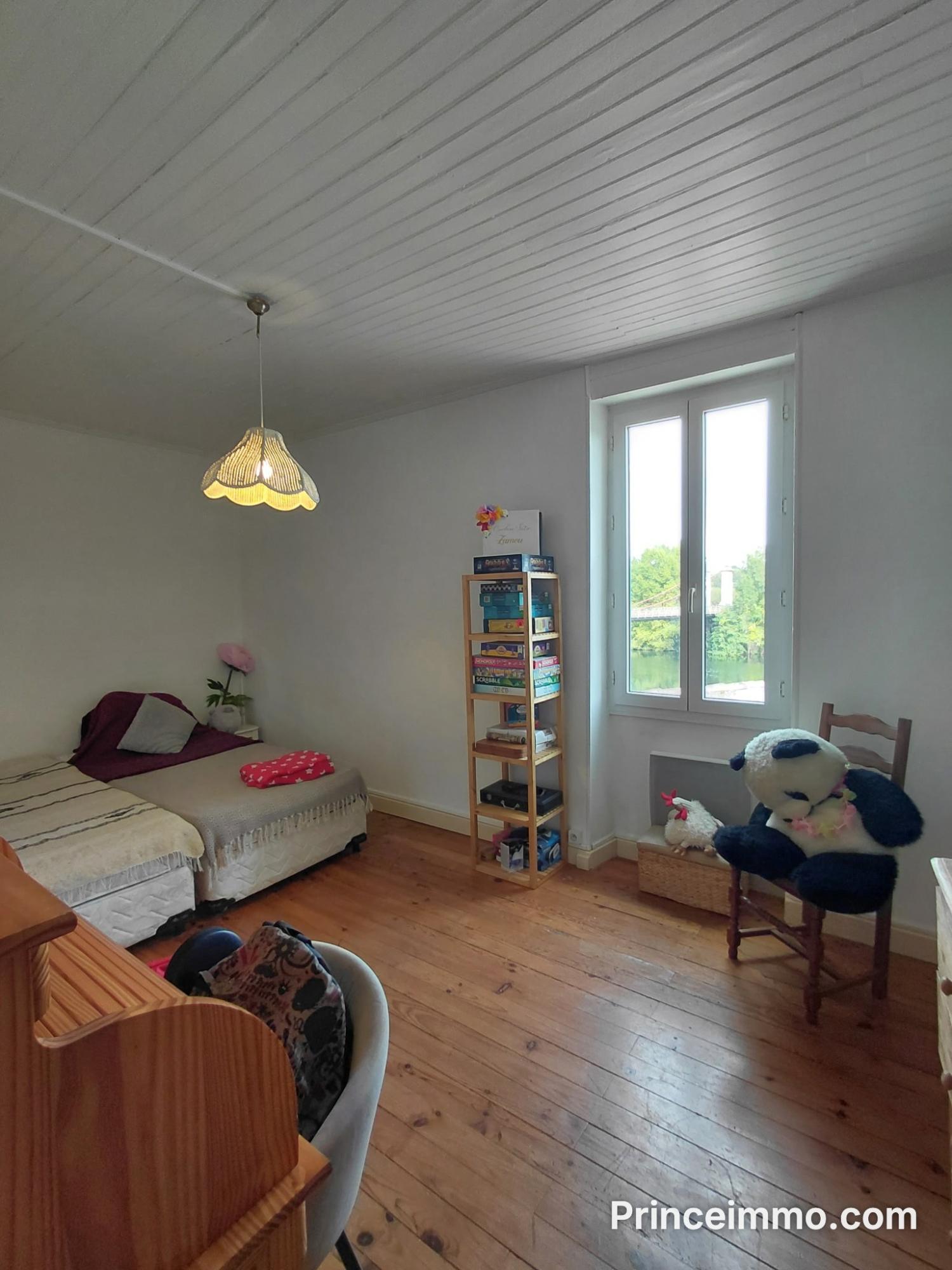  à vendre maison de village Douelle Lot 18