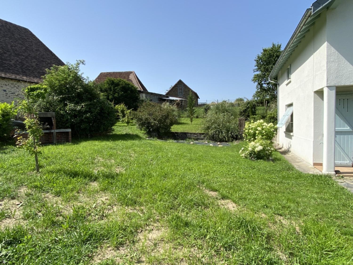  à vendre maison indépendant Saint-Pardoux-Corbier Corrèze 17