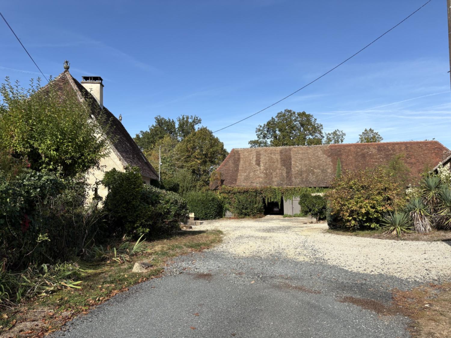  à vendre maison avec gîte Meuzac Haute-Vienne 37