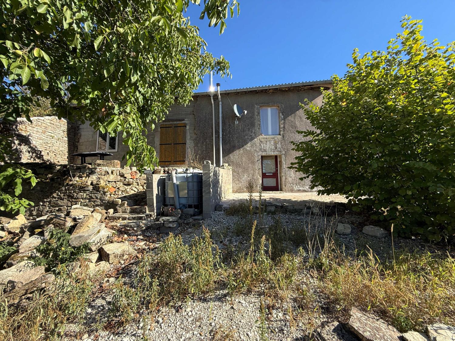 à vendre maison de village Montcourt Haute-Saône 11