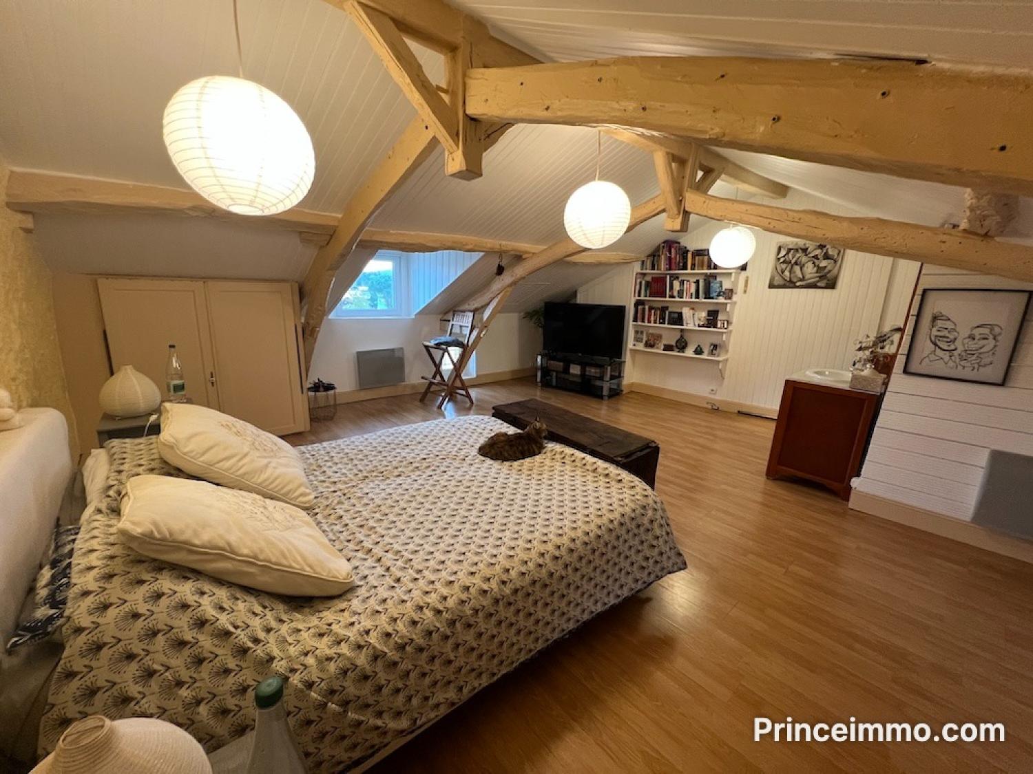  à vendre maison de village Douelle Lot 7