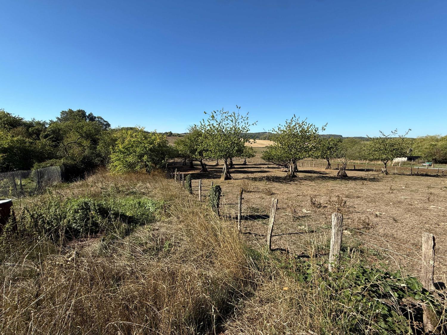 à vendre maison de village Montcourt Haute-Saône 12