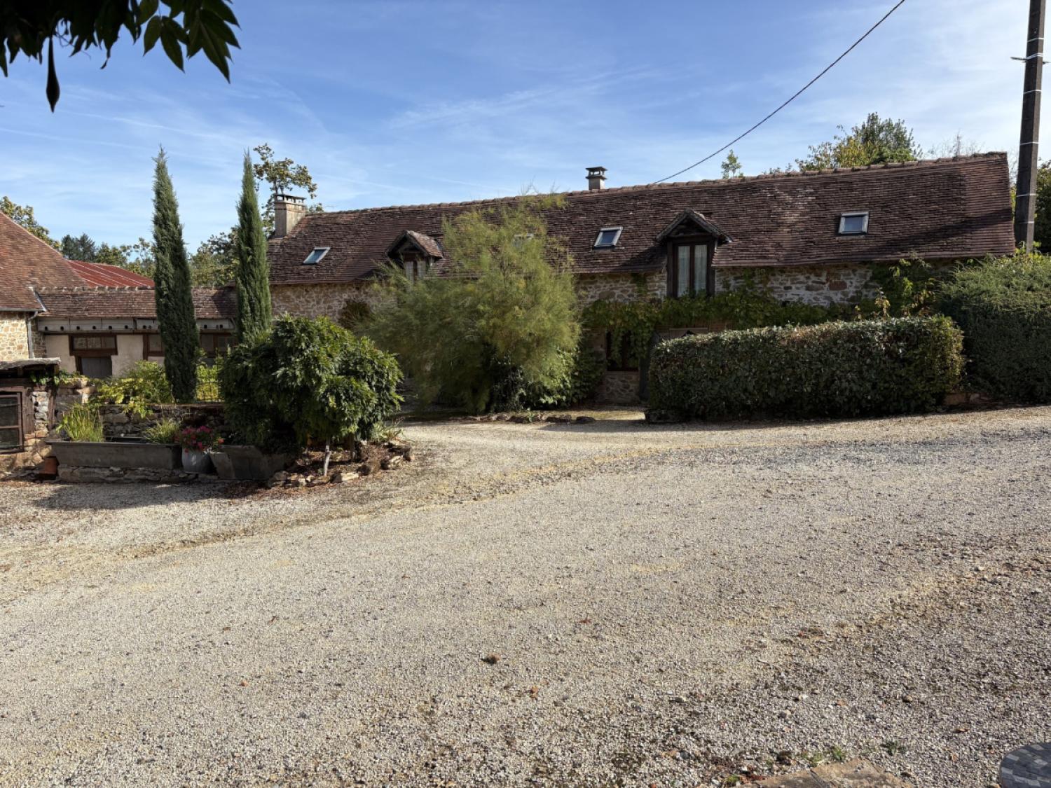  à vendre maison avec gîte Meuzac Haute-Vienne 24