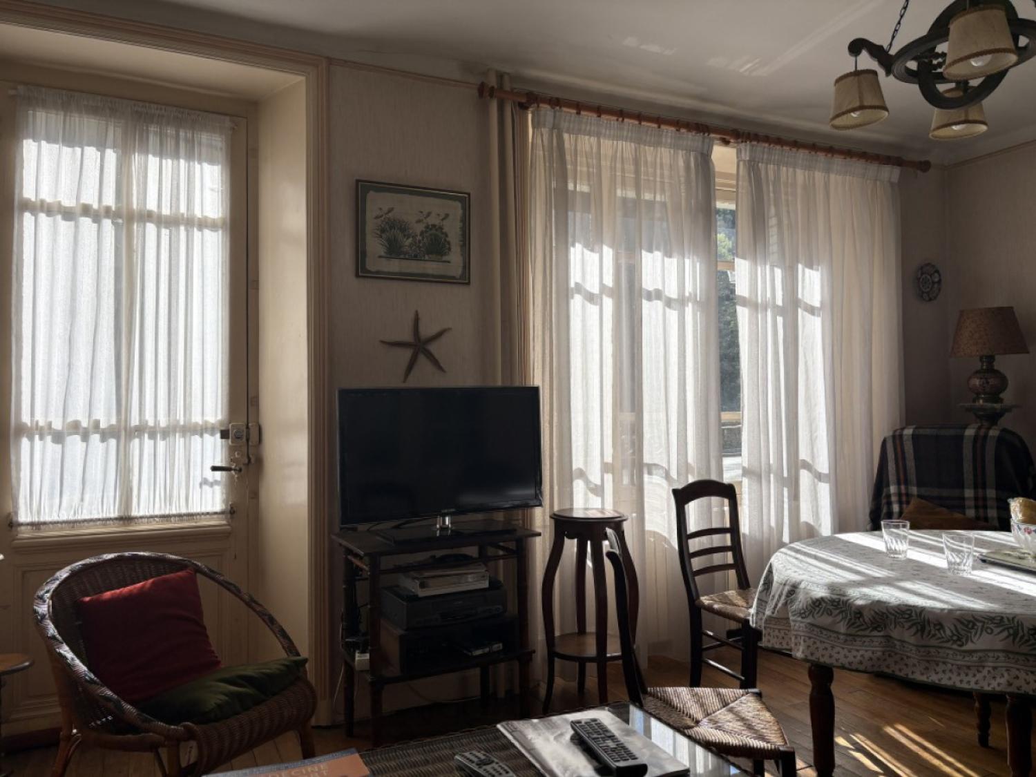 à vendre maison de village Ségur-le-Château Corrèze 15