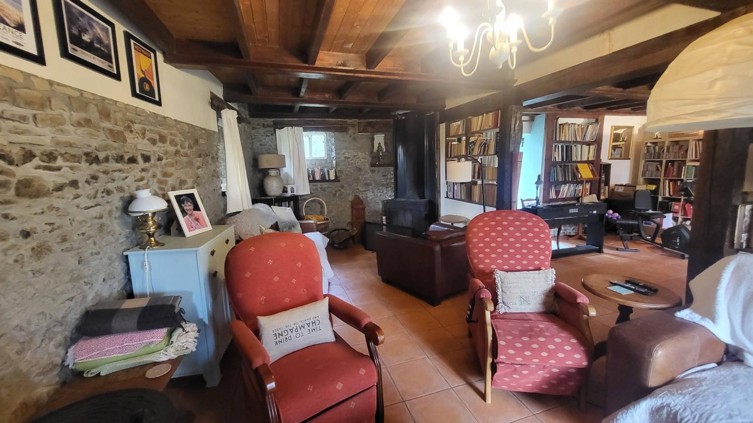  à vendre maison indépendant Saint-Denis-le-Gast Manche 17