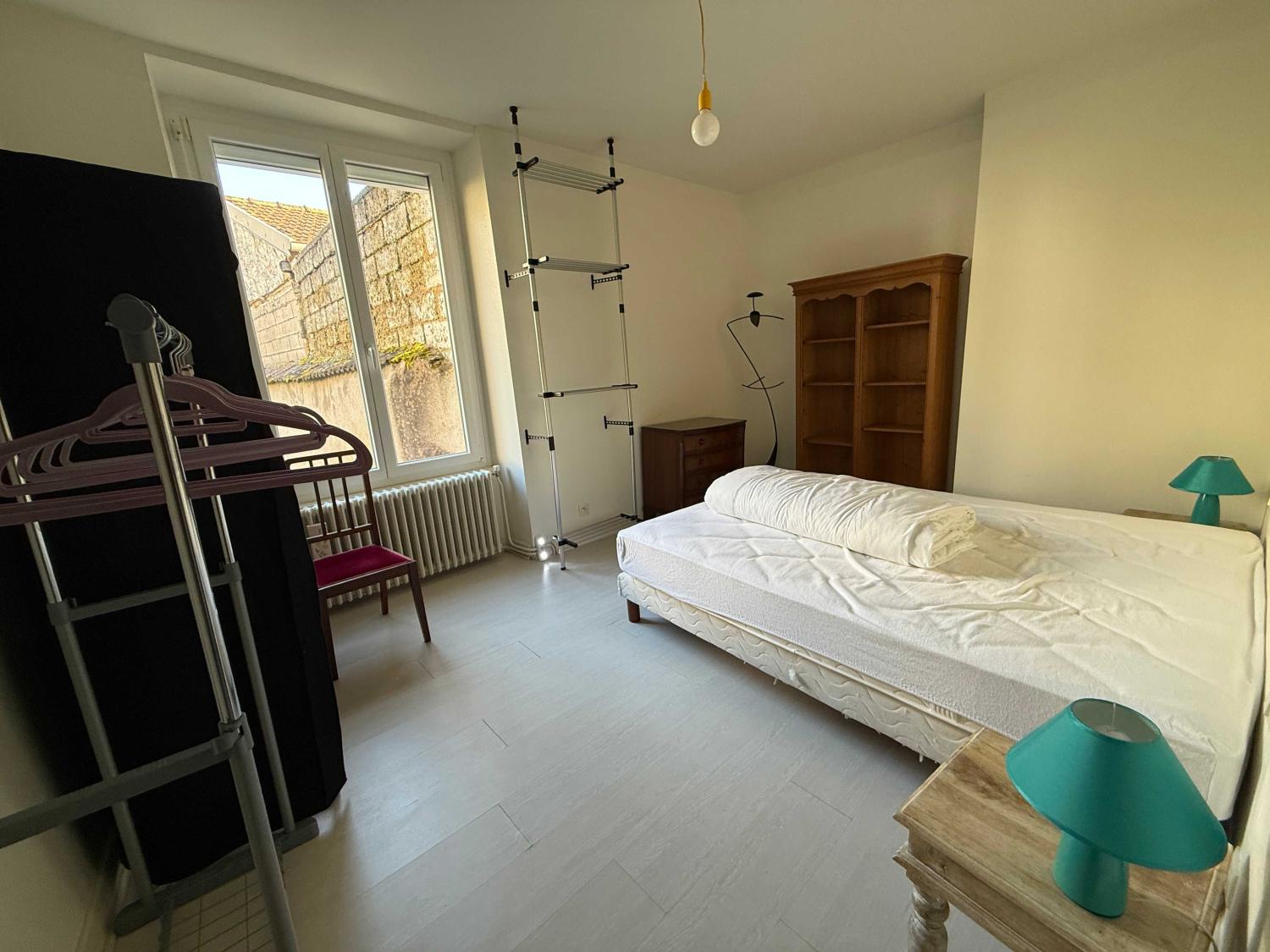 à vendre maison Bourbonne-les-Bains Haute-Marne 13