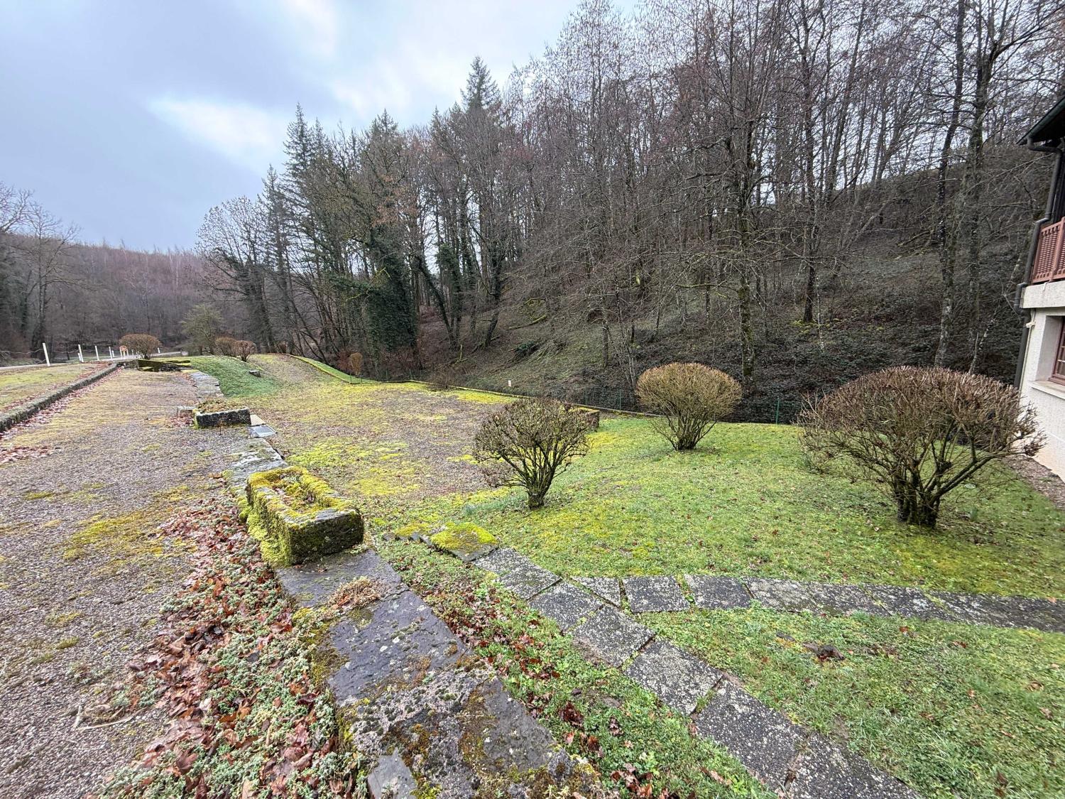  à vendre gîtes/ chambres d'hôtes Viviers-le-Gras Vosges 46