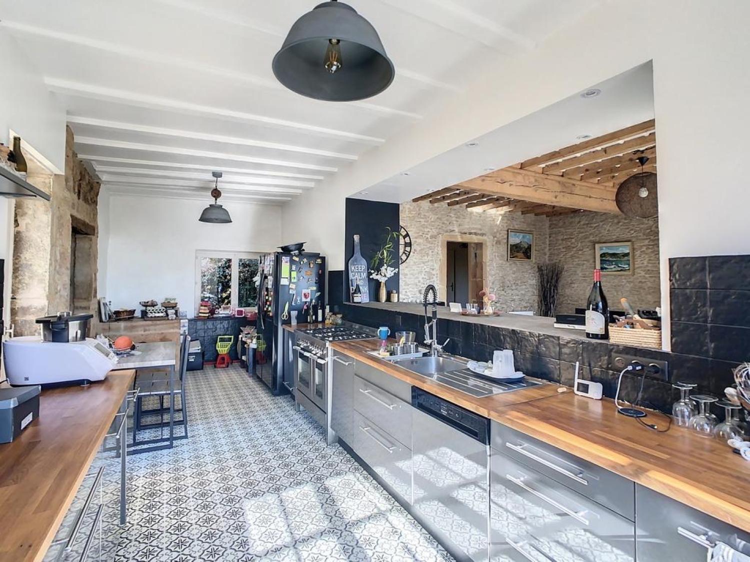  à vendre maison Pommiers Rhône 15