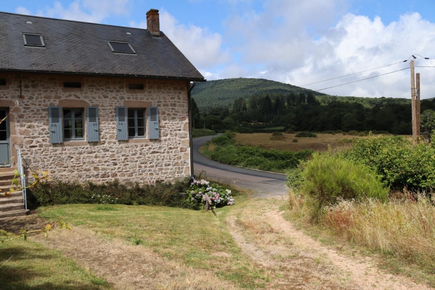  à vendre propriété Saint-Léger-sous-Beuvray Saône-et-Loire 21