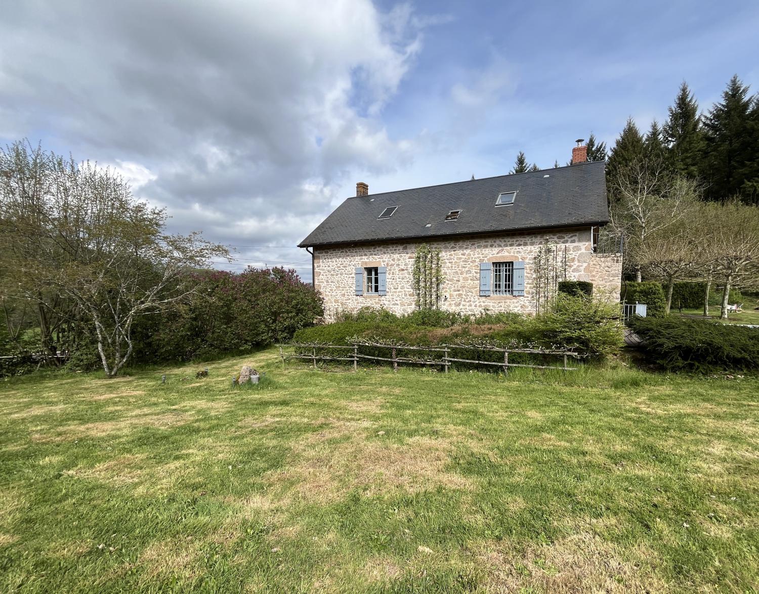  à vendre propriété Saint-Léger-sous-Beuvray Saône-et-Loire 1