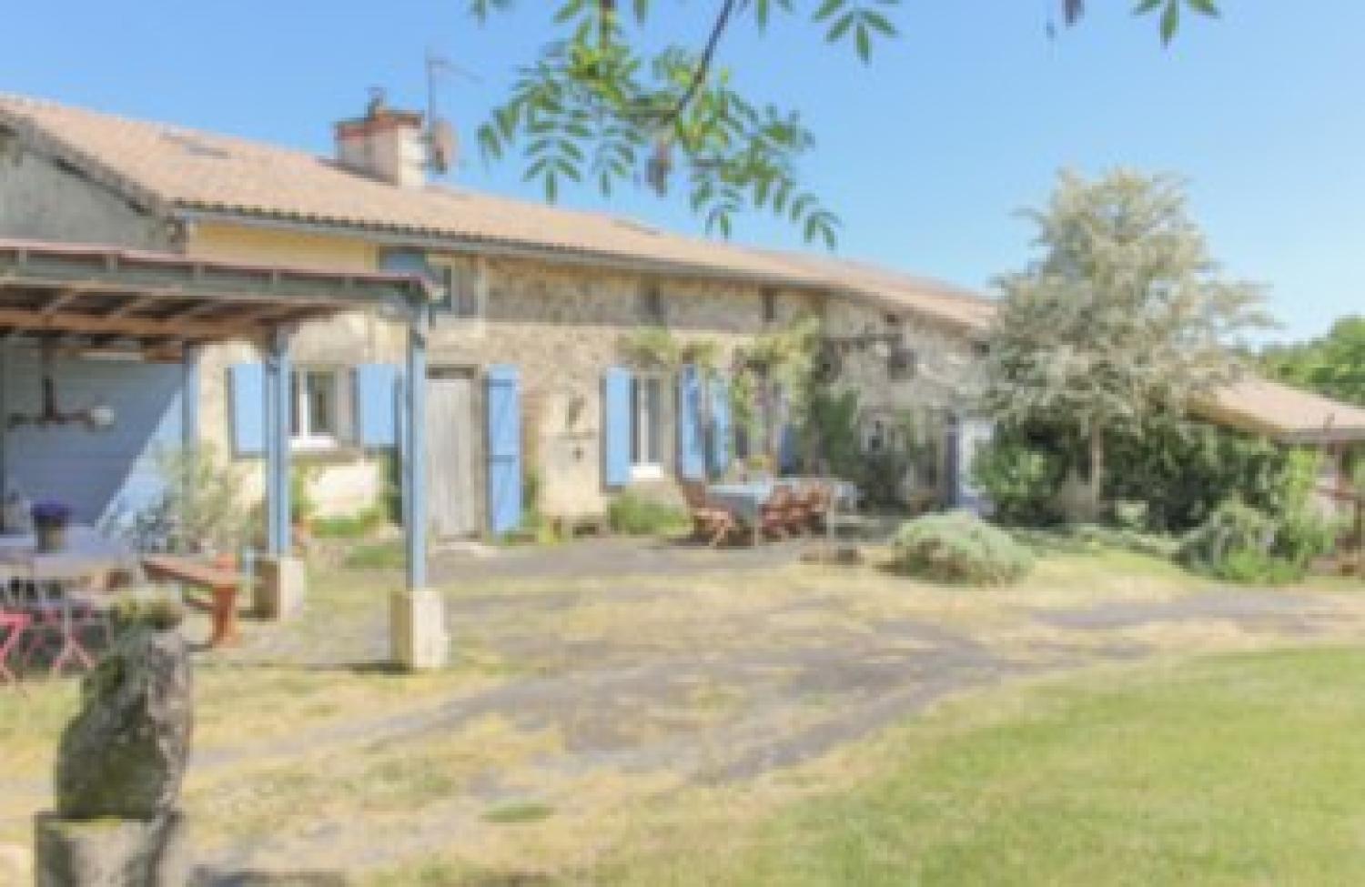 à vendre maison avec gîte Saint-Pardoux Deux-Sèvres 2