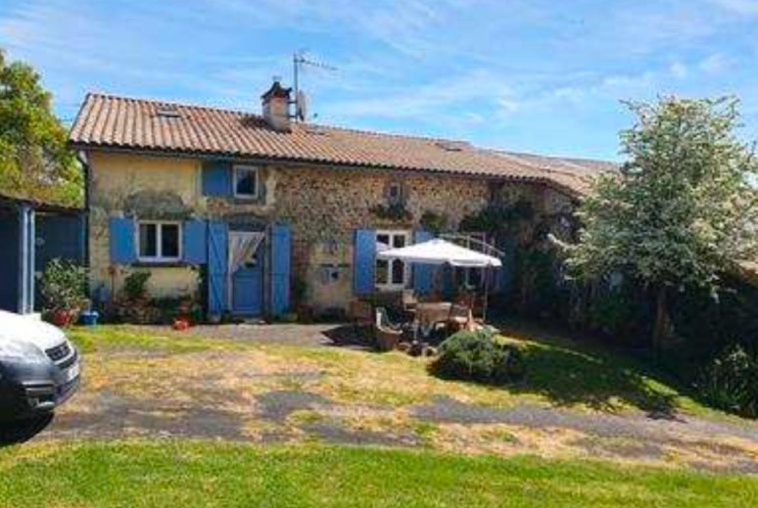 à vendre maison avec gîte Saint-Pardoux Deux-Sèvres 1