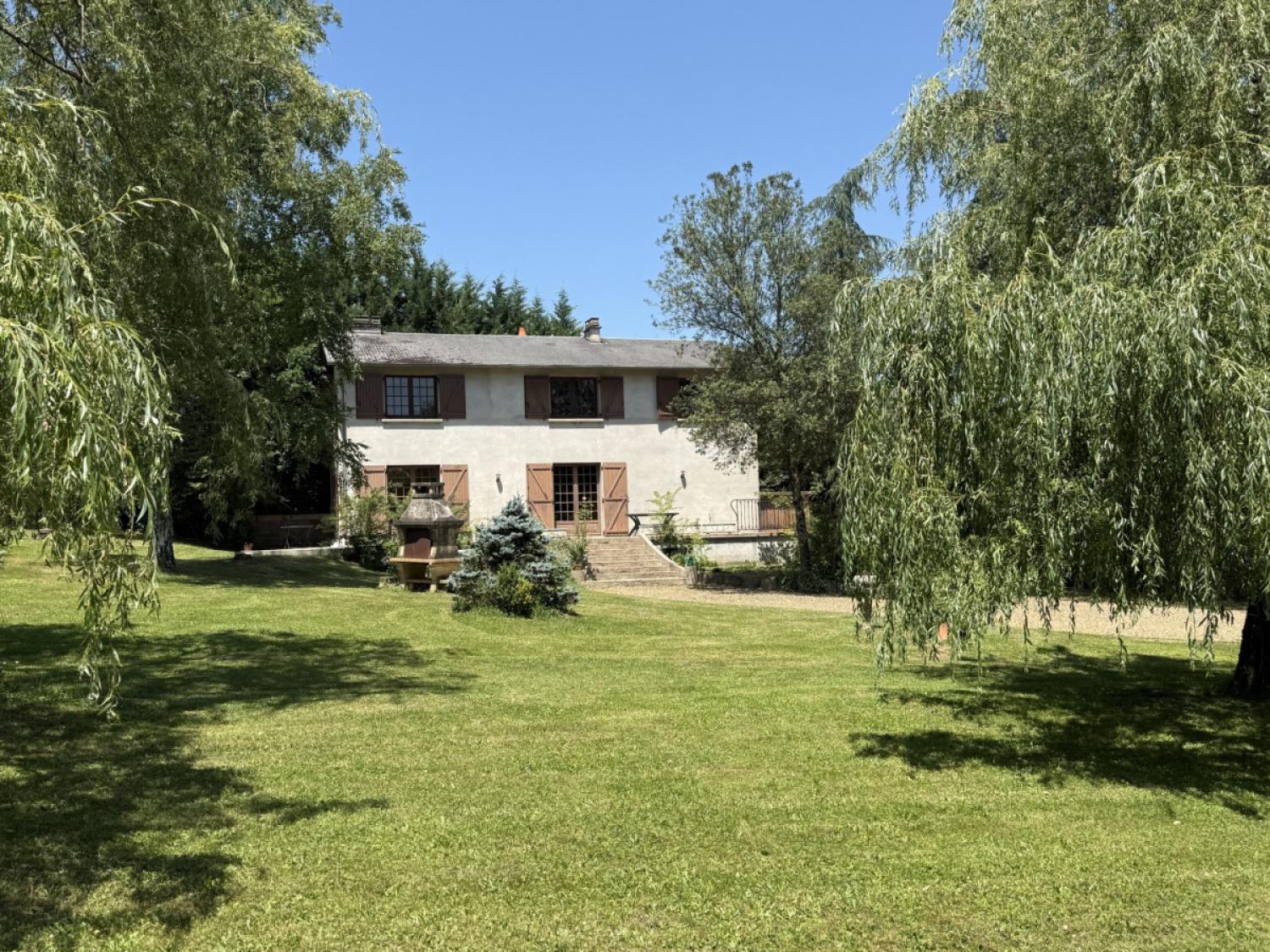  à vendre maison indépendant Saint-Cyr-la-Roche Corrèze 13