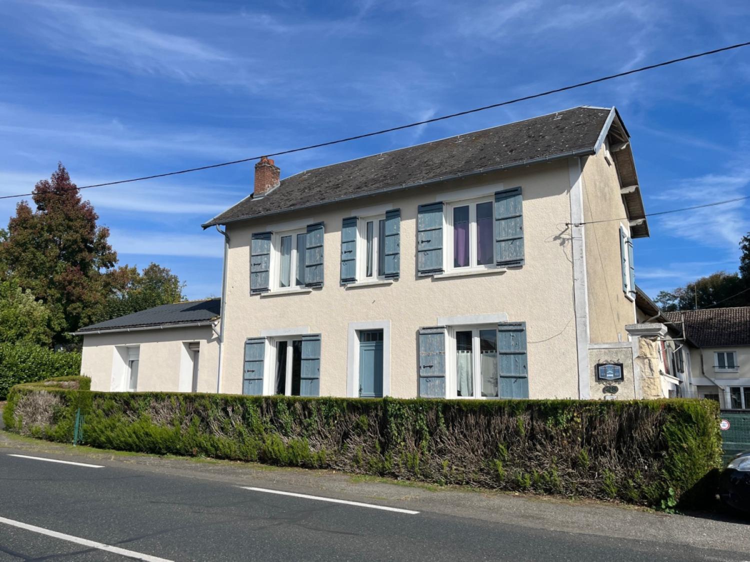  à vendre gîtes/ chambres d'hôtes La Coquille Dordogne 2
