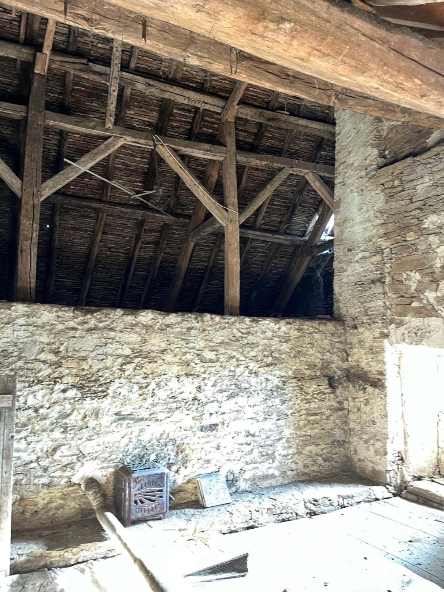 à vendre maison de village Coussac-Bonneval Haute-Vienne 16