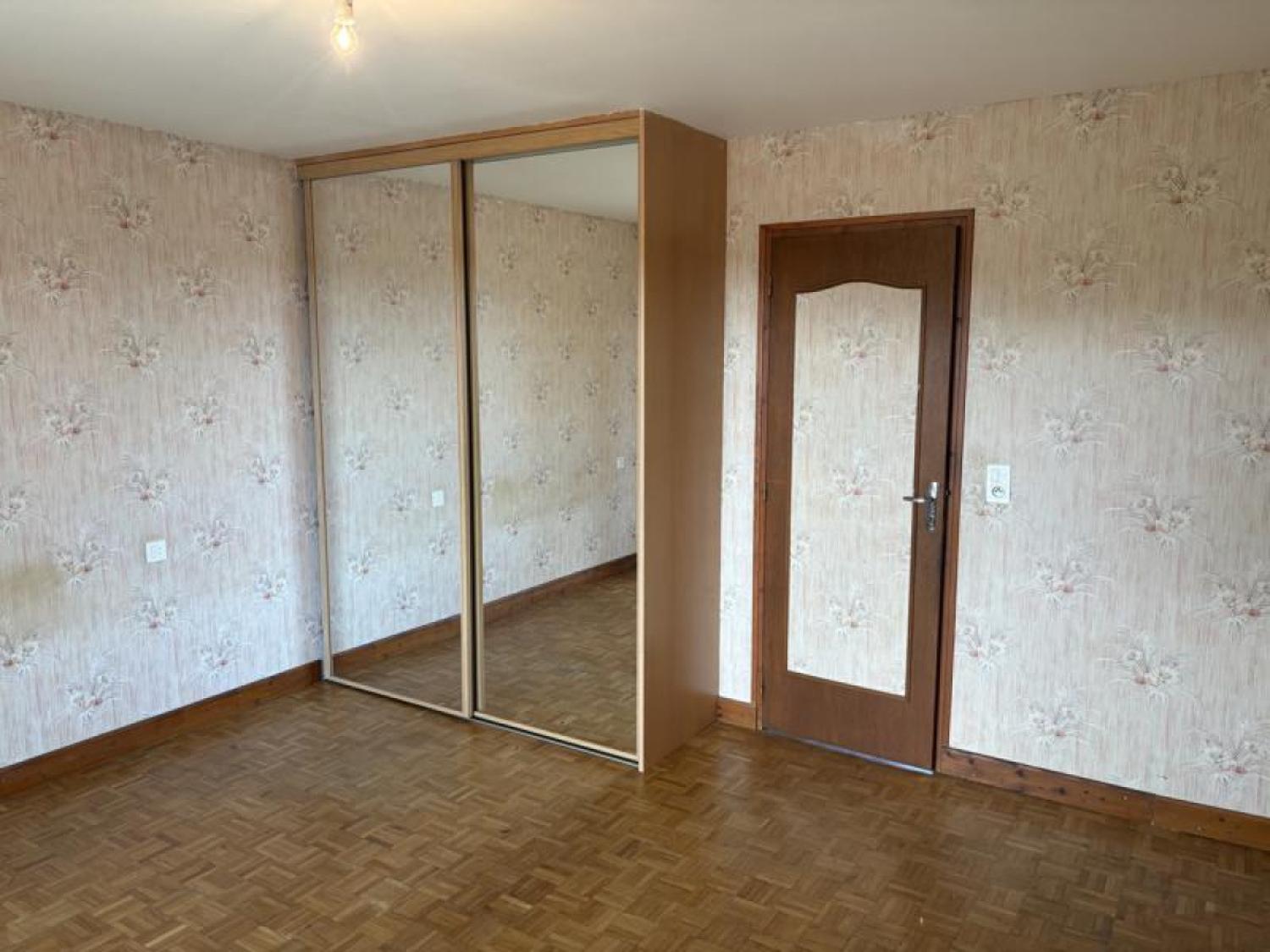 à vendre maison indépendant Lubersac Corrèze 11