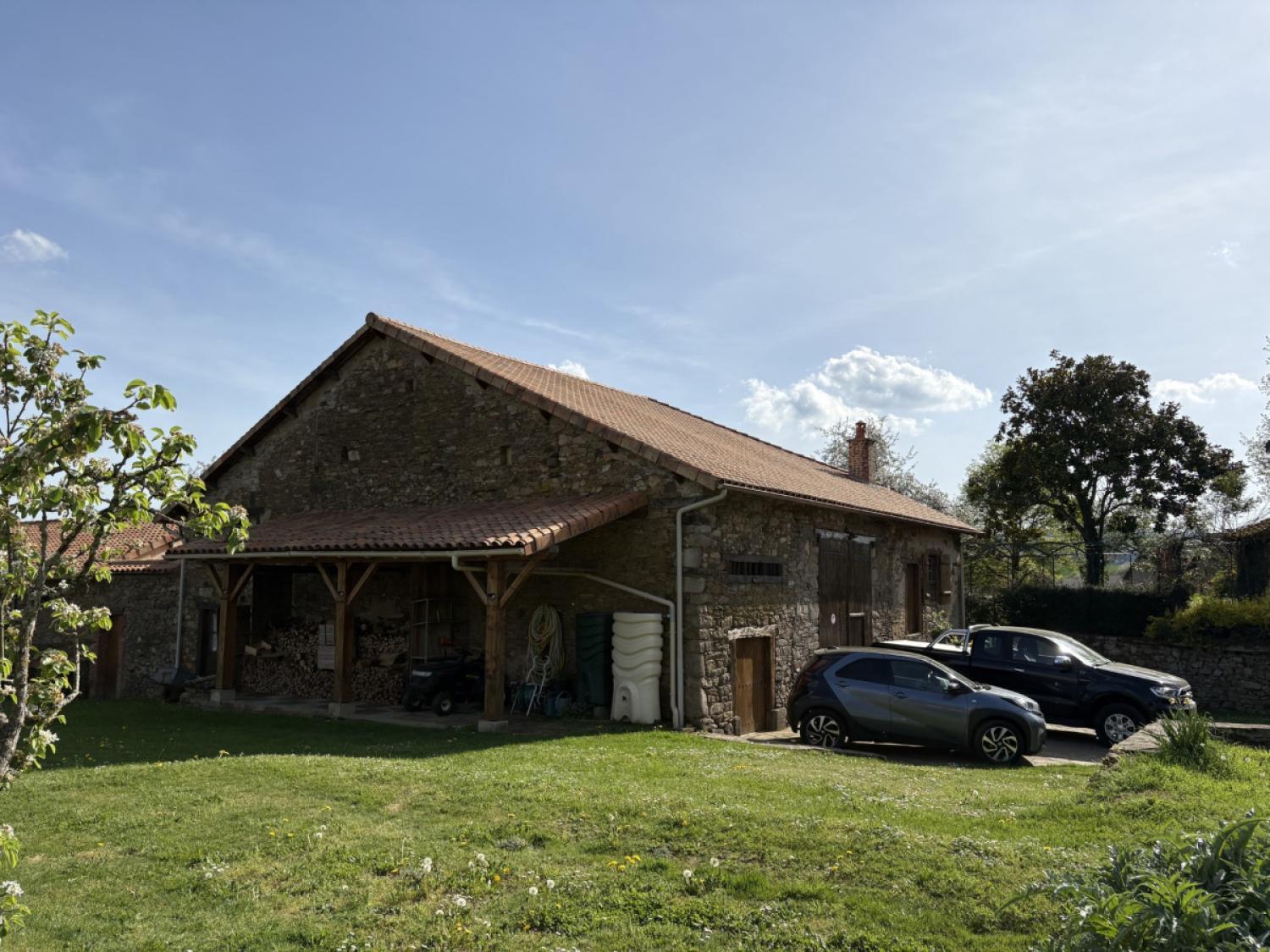 à vendre maison avec gîte Nexon Haute-Vienne 2
