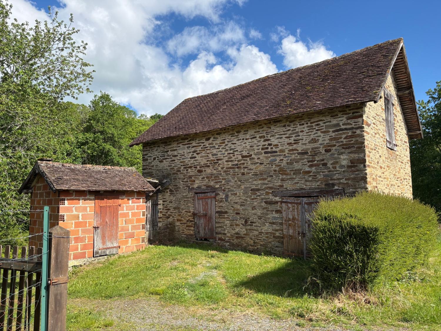 à vendre ferme Coussac-Bonneval Haute-Vienne 13
