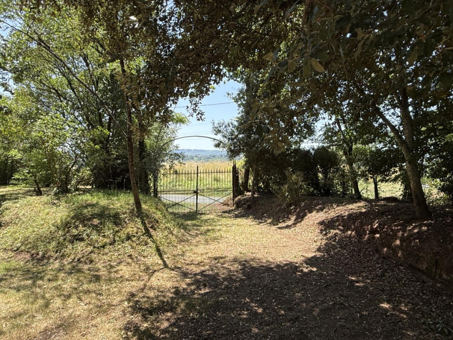  à vendre maison indépendant Saint-Cyr-la-Roche Corrèze 17