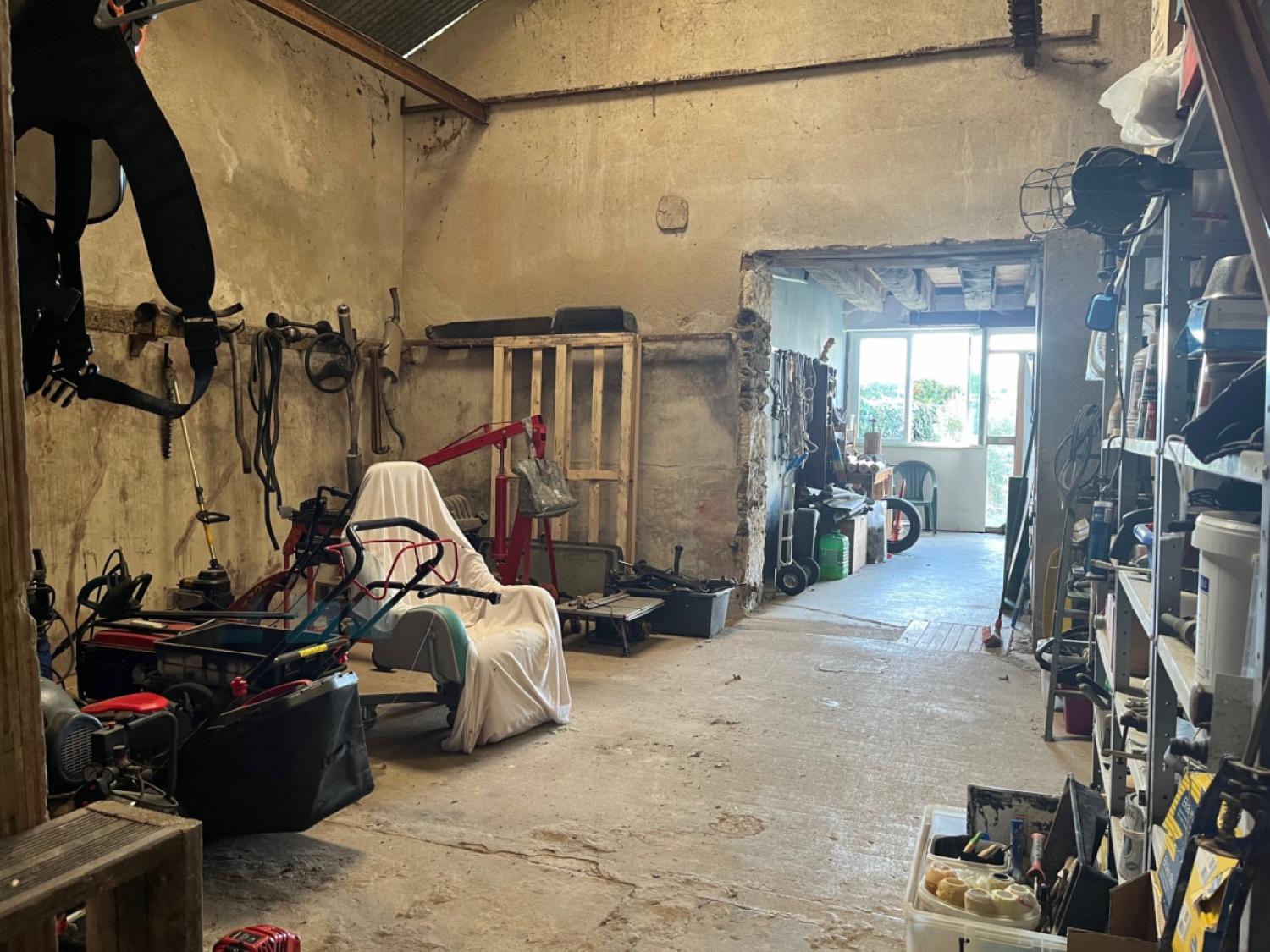  à vendre gîtes/ chambres d'hôtes La Coquille Dordogne 25